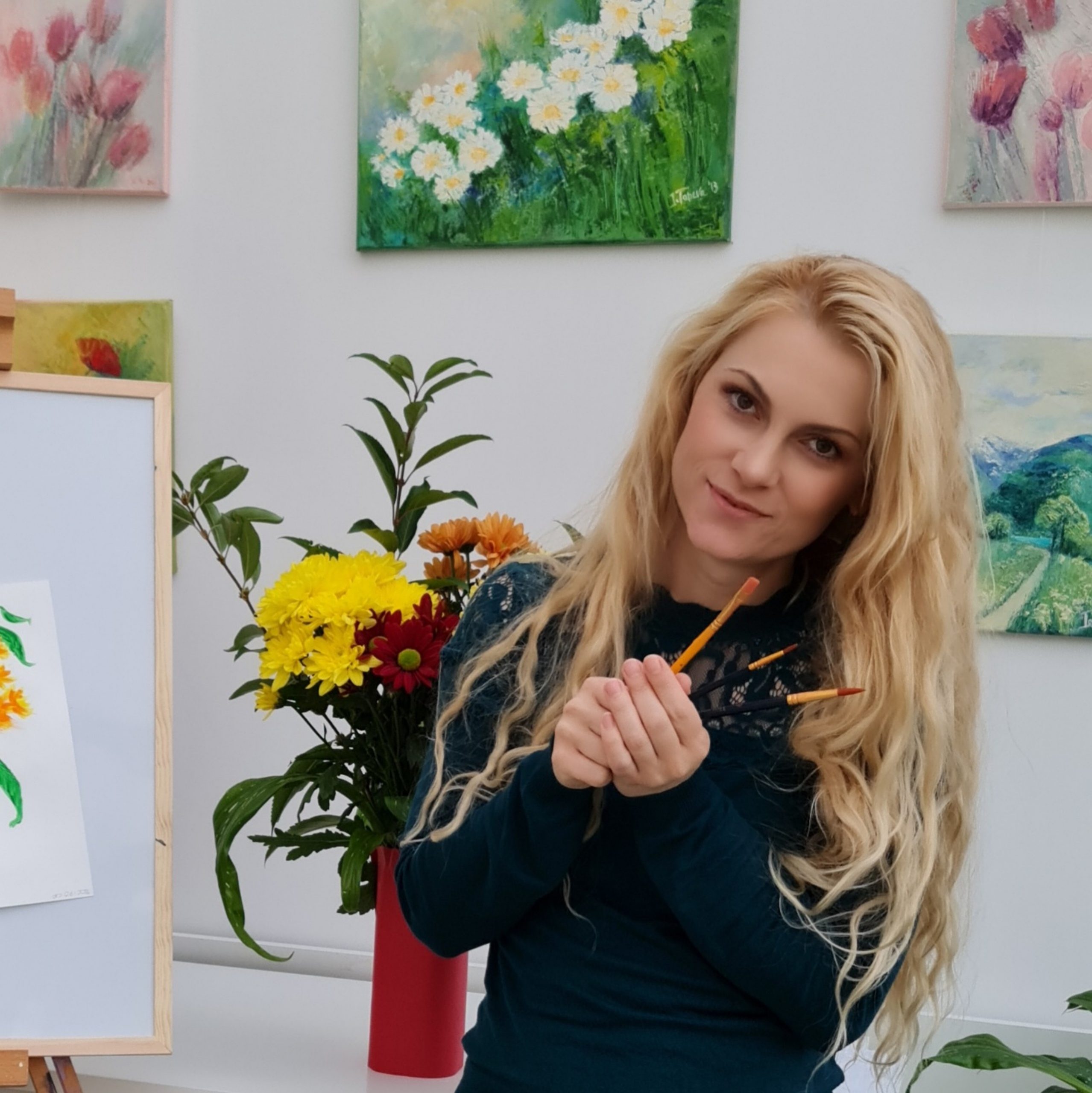 Irina Taneva artist designer tutor painting drawing sewing art class lessons London Surrey Kingston-upon-Thames